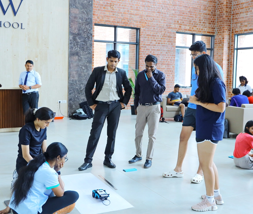 STEM Workshop: A Day of Discovery and Hands-On Learning in Robotics and Numerical Analytics